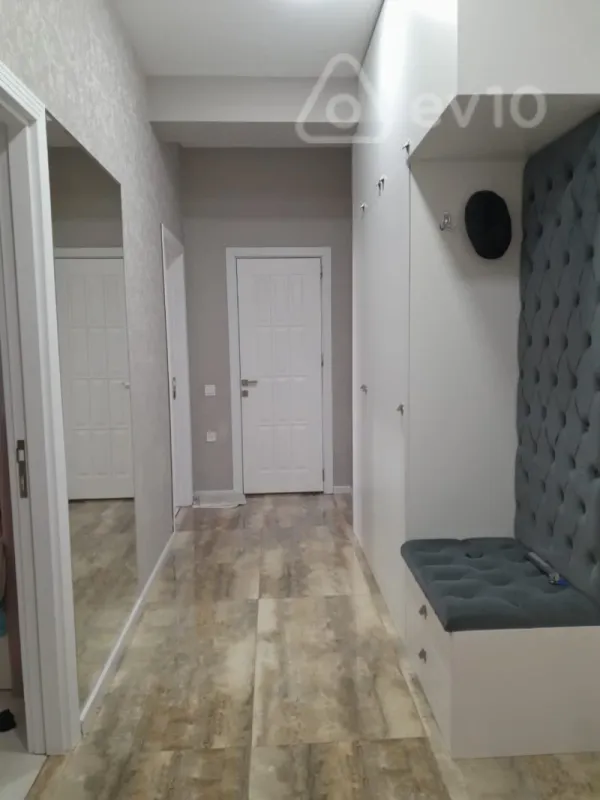 Satılır 3 otaqlı yeni tikili 75 m²