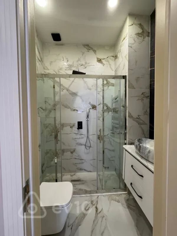 Satılır 3 otaqlı yeni tikili 132 m²