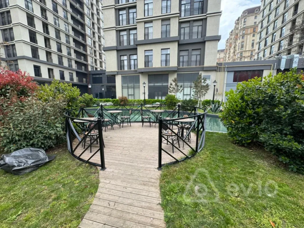 Satılır 3 otaqlı yeni tikili 132 m²