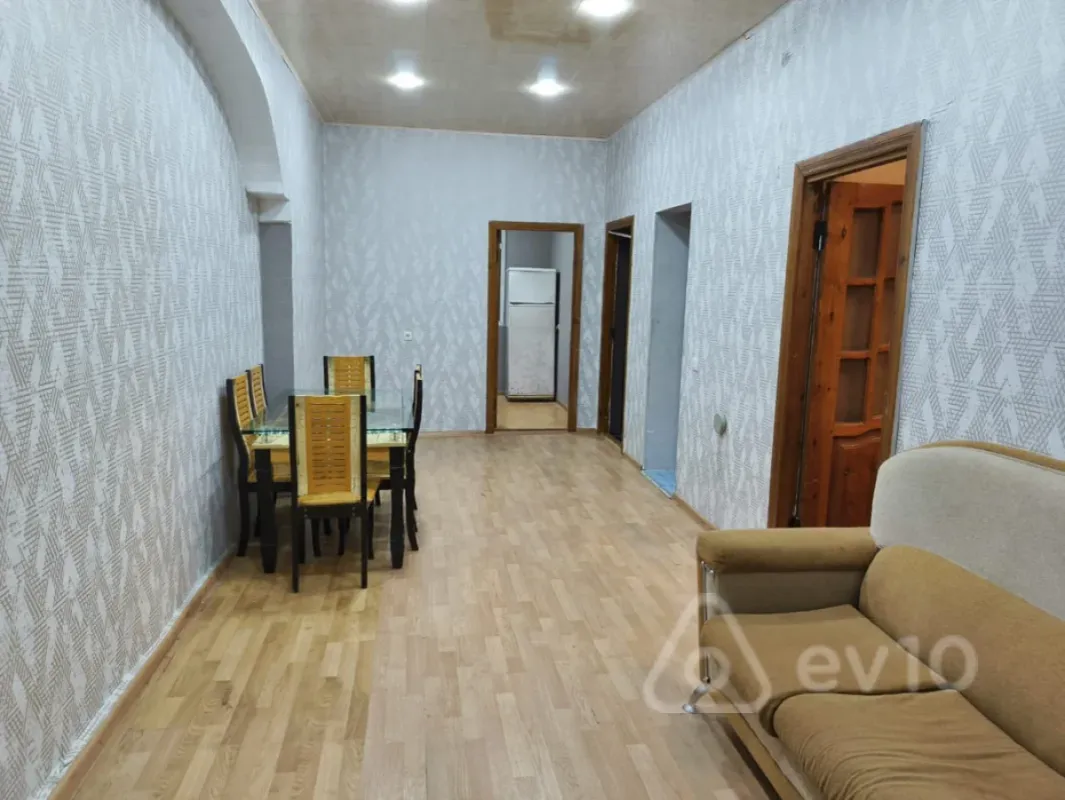 Kirayə verilir 3 otaqlı həyət evi 80 m²