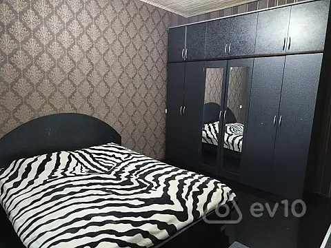 Kirayə verilir 3 otaqlı həyət evi 80 m²
