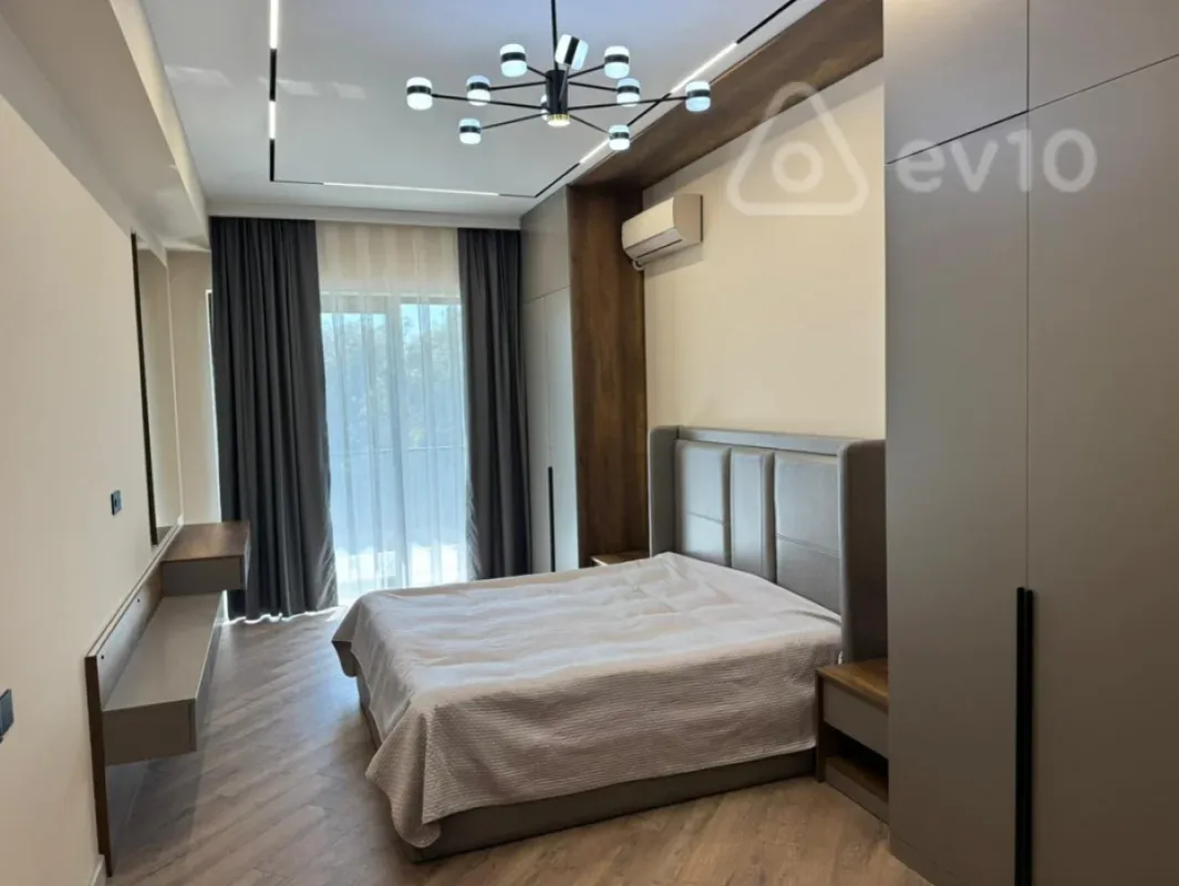 Satılır 2 otaqlı yeni tikili 110 m²