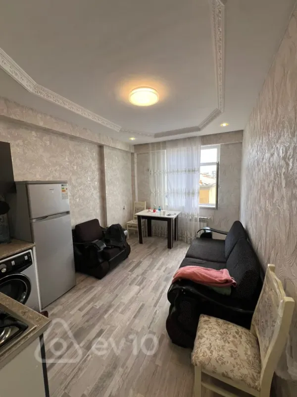 Kirayə verilir 2 otaqlı yeni tikili 45 m²