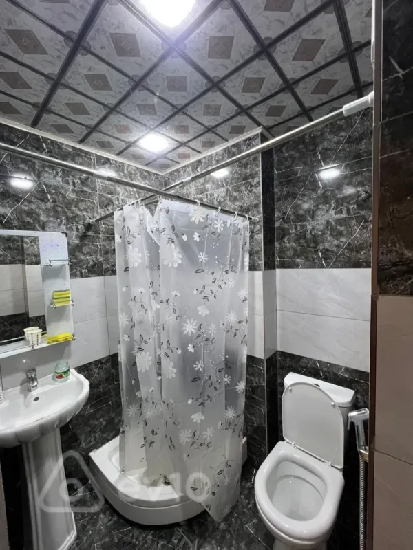 Kirayə verilir 2 otaqlı yeni tikili 45 m²