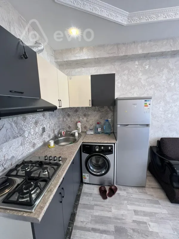 Kirayə verilir 2 otaqlı yeni tikili 45 m²