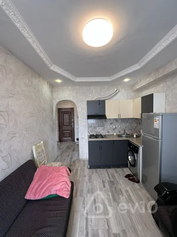Kirayə verilir 2 otaqlı yeni tikili 45 m²