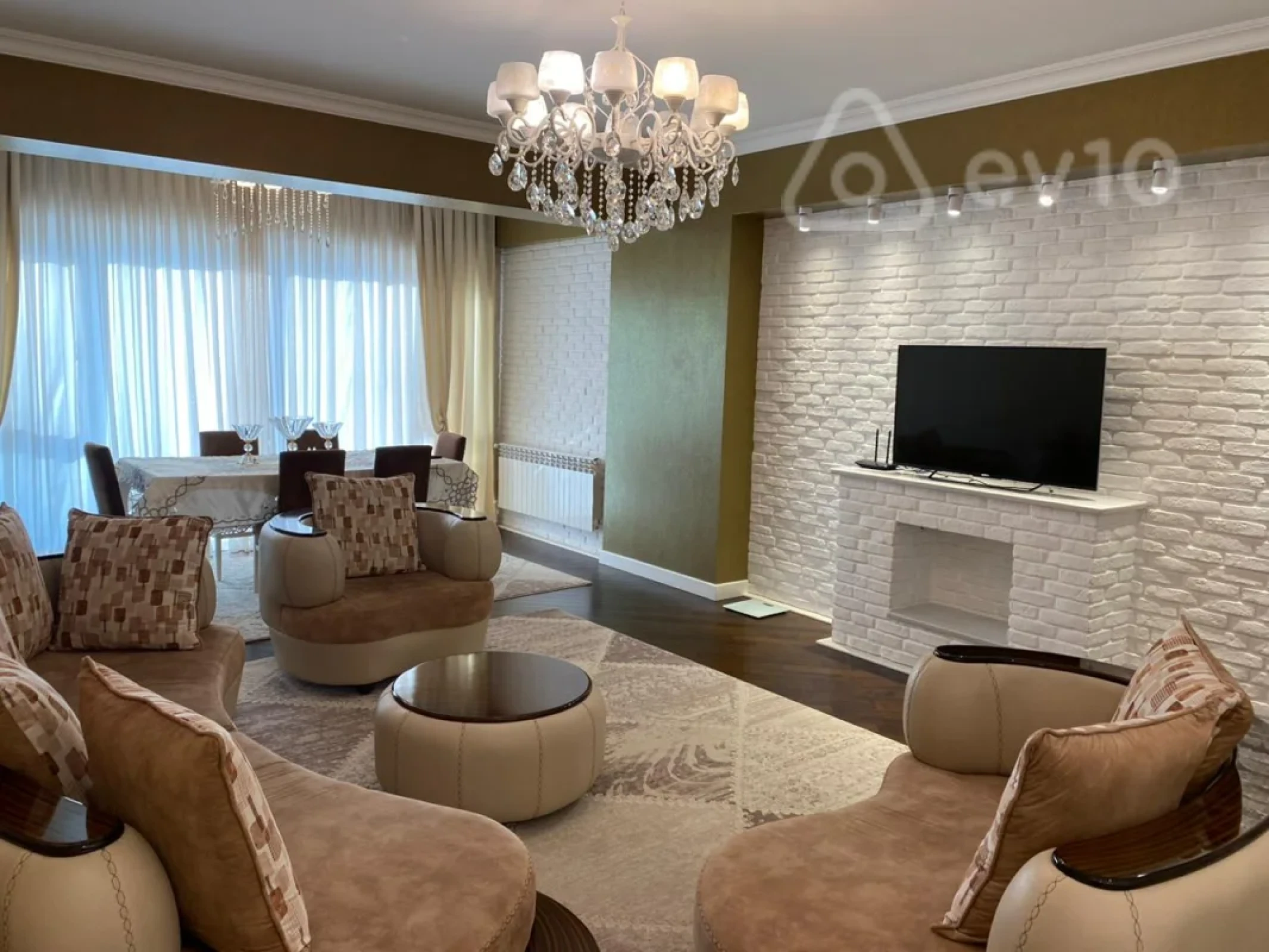 Kirayə verilir 3 otaqlı yeni tikili 120 m²