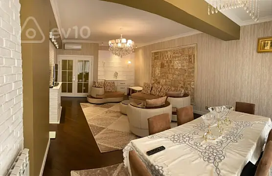 Kirayə verilir 3 otaqlı yeni tikili 120 m²