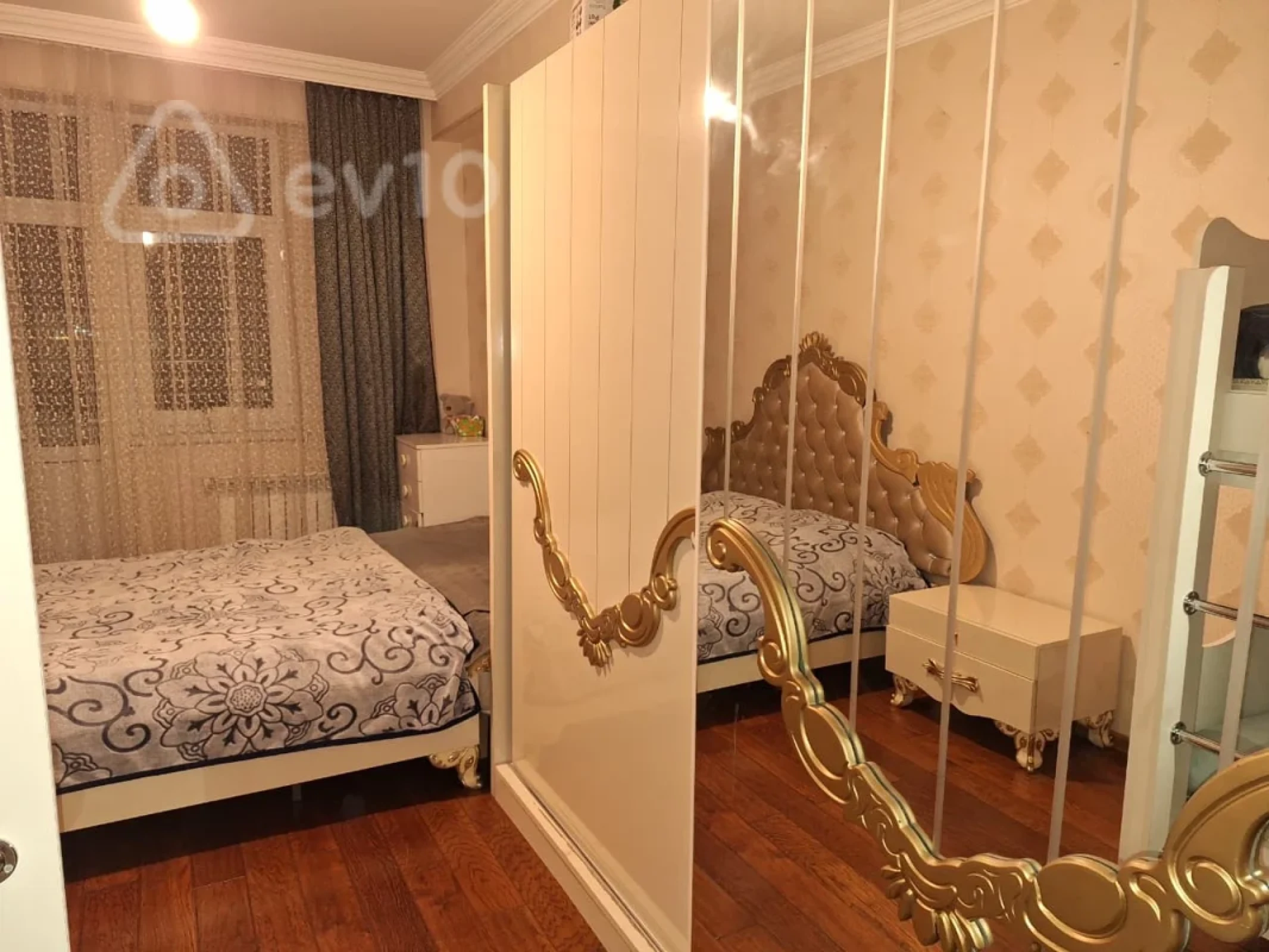 Satılır 2 otaqlı yeni tikili 78 m²