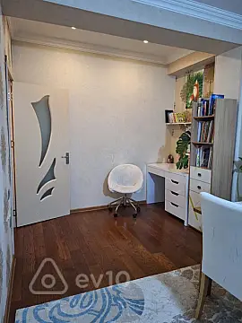 Satılır 2 otaqlı yeni tikili 78 m²