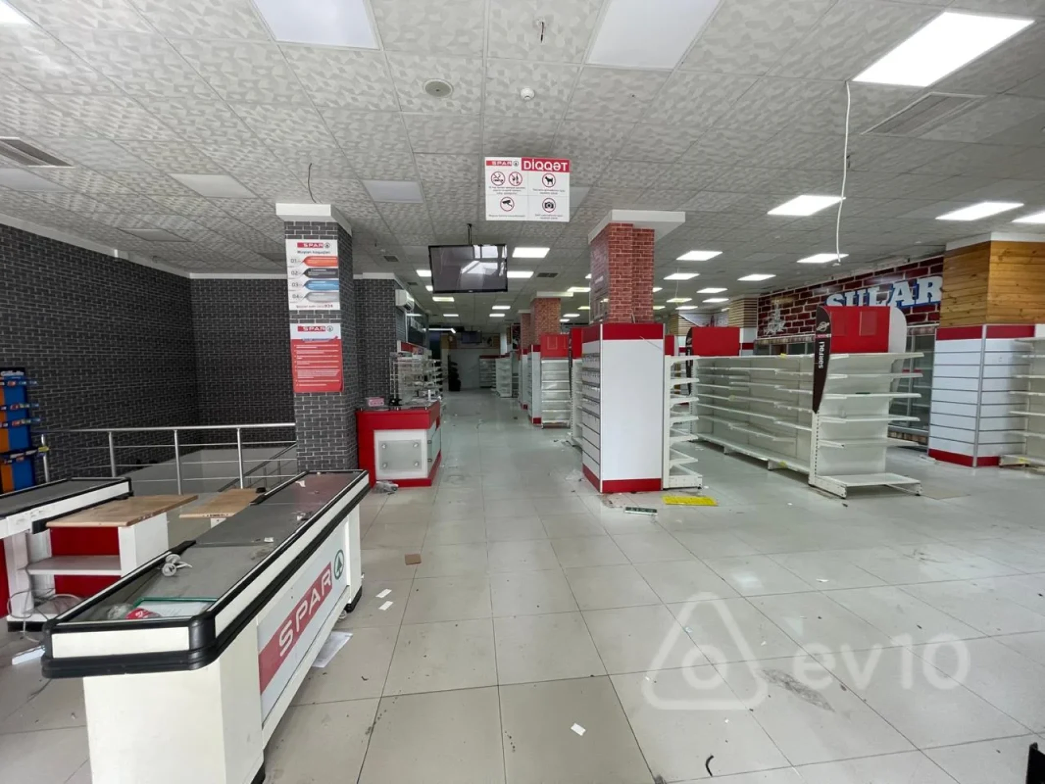 Kirayə verilir mənzil 740 m²
