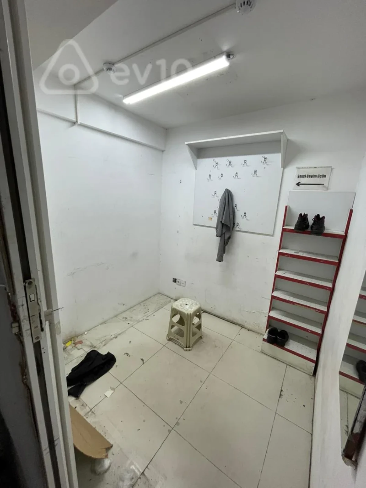 Kirayə verilir mənzil 740 m²