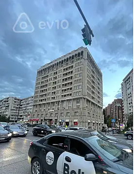 Kirayə verilir mənzil 740 m²