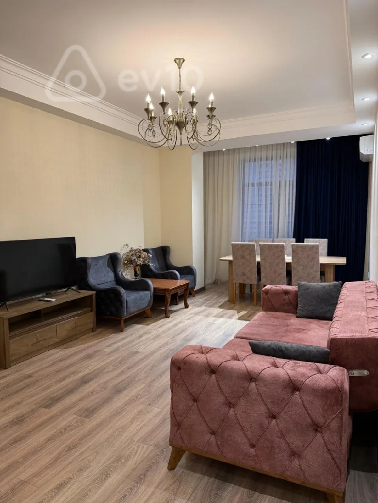 Kirayə verilir 2 otaqlı yeni tikili 70 m²