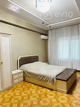 Satılır 3 otaqlı yeni tikili 165 m²