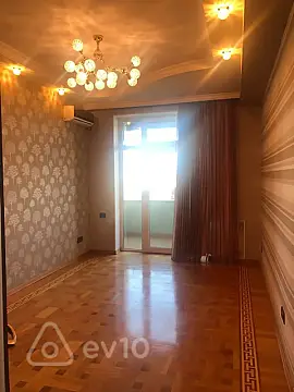 Kirayə verilir 4 otaqlı yeni tikili 217 m²