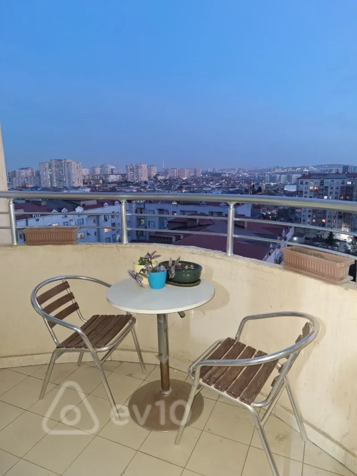 Satılır 2 otaqlı yeni tikili 78 m²
