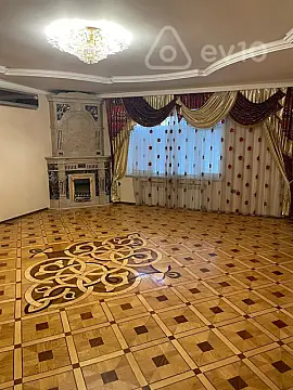 Kirayə verilir 2 otaqlı yeni tikili 135 m²