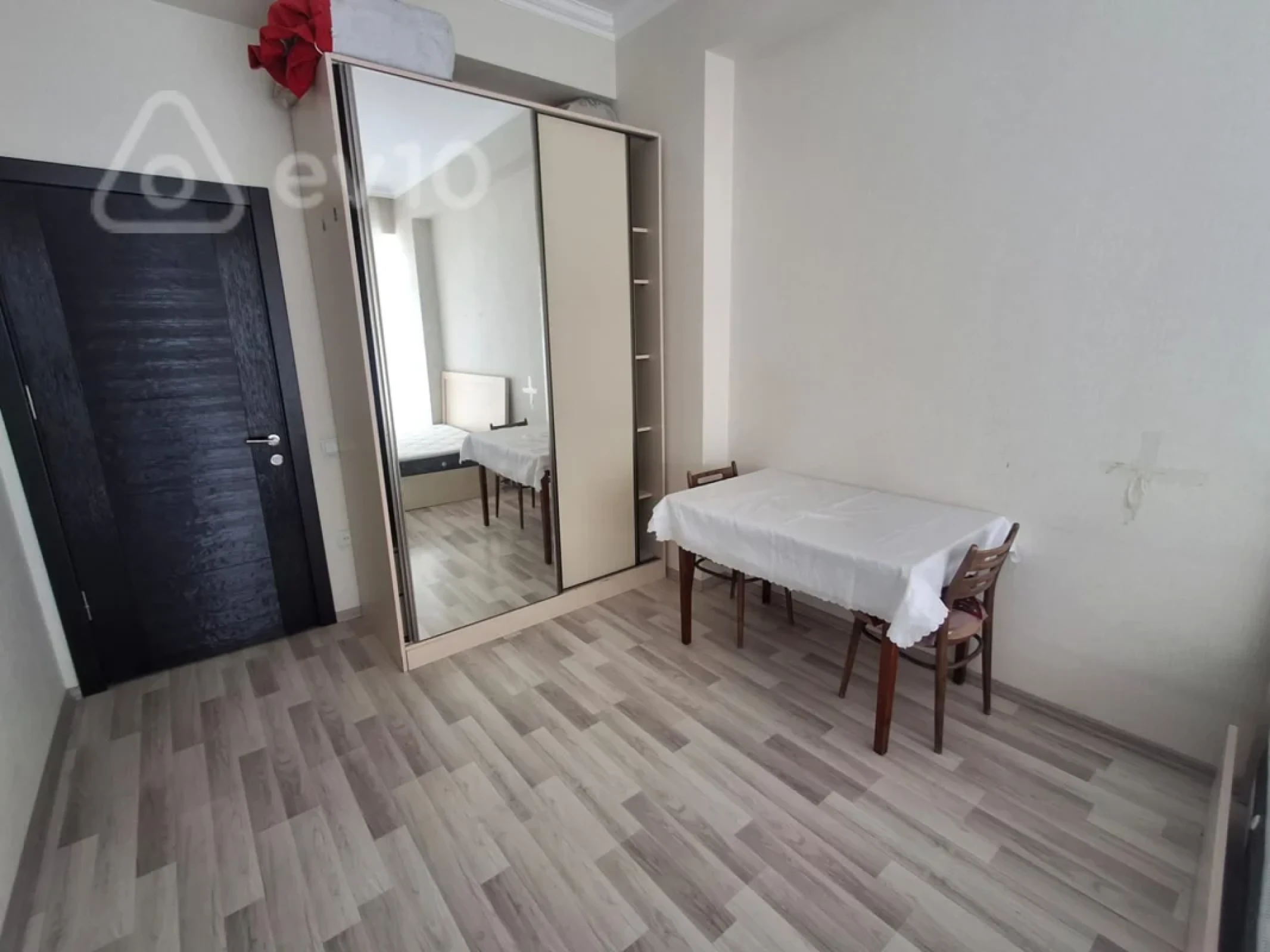 Kirayə verilir 2 otaqlı yeni tikili 50 m²