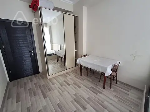 Kirayə verilir 2 otaqlı yeni tikili 50 m²