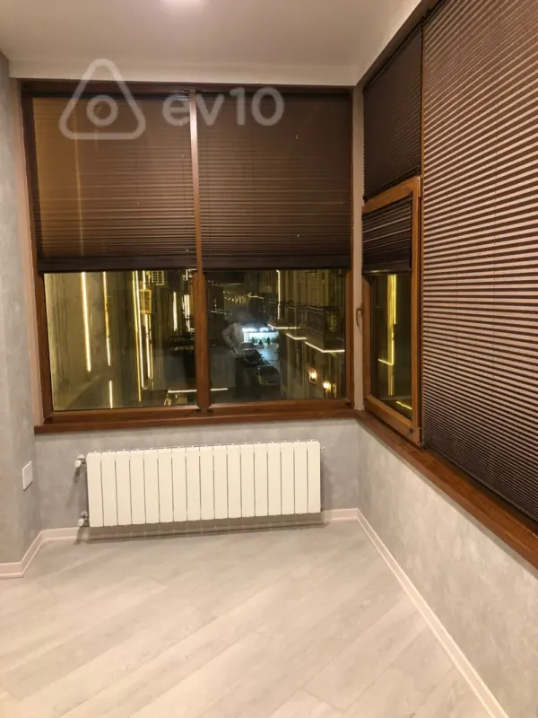 Kirayə verilir 2 otaqlı ofis 80 m²