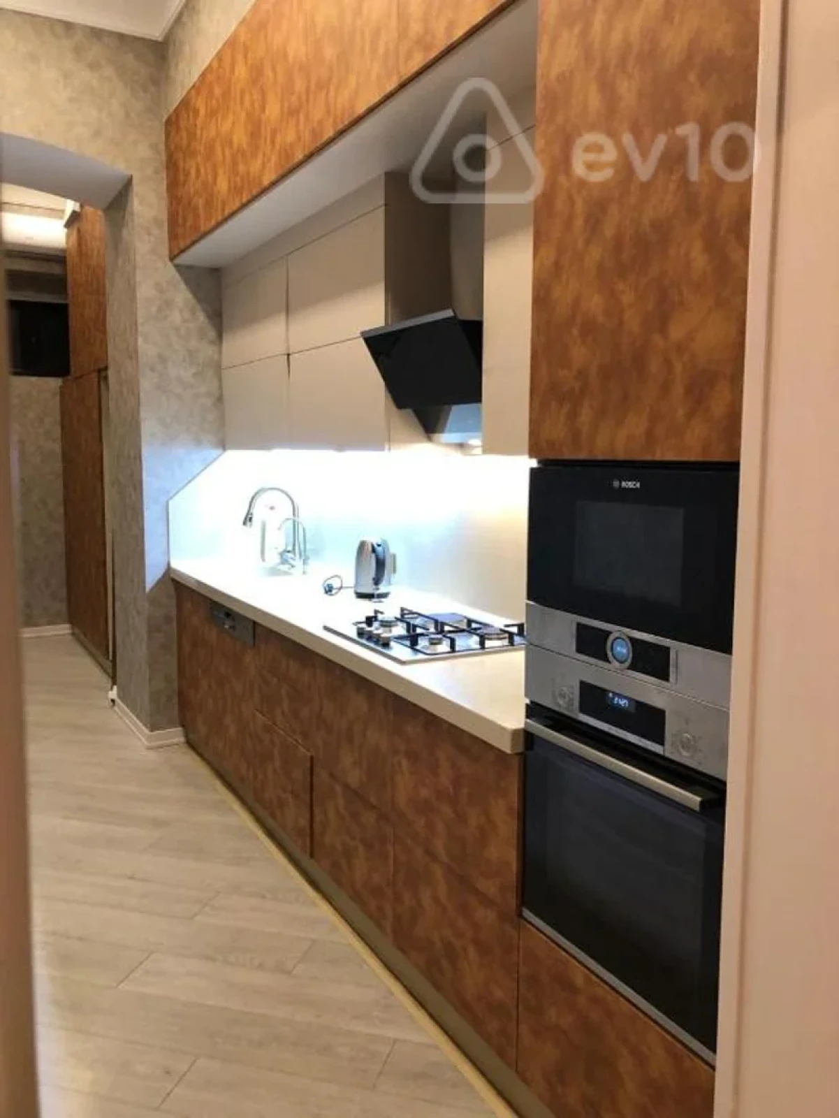 Kirayə verilir 2 otaqlı ofis 80 m²