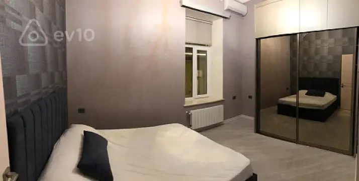 Kirayə verilir 2 otaqlı ofis 80 m²