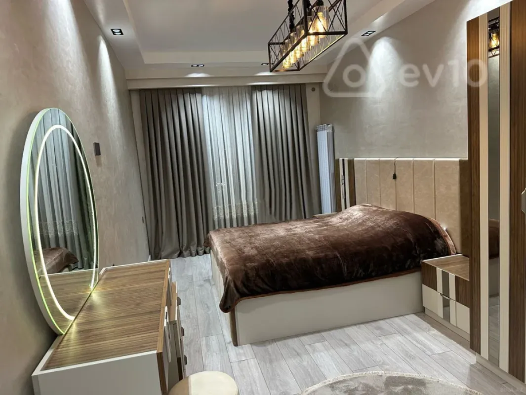 Kirayə verilir 2 otaqlı yeni tikili 86 m²