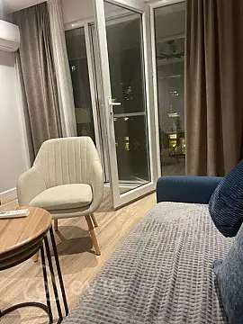 Kirayə verilir 3 otaqlı köhnə tikili 90 m²