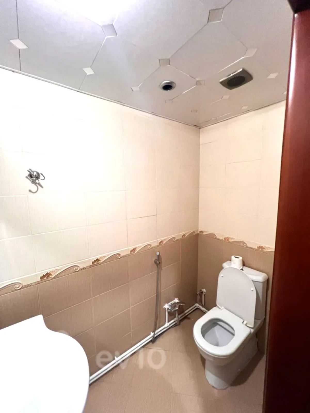 Satılır 3 otaqlı yeni tikili 125 m²