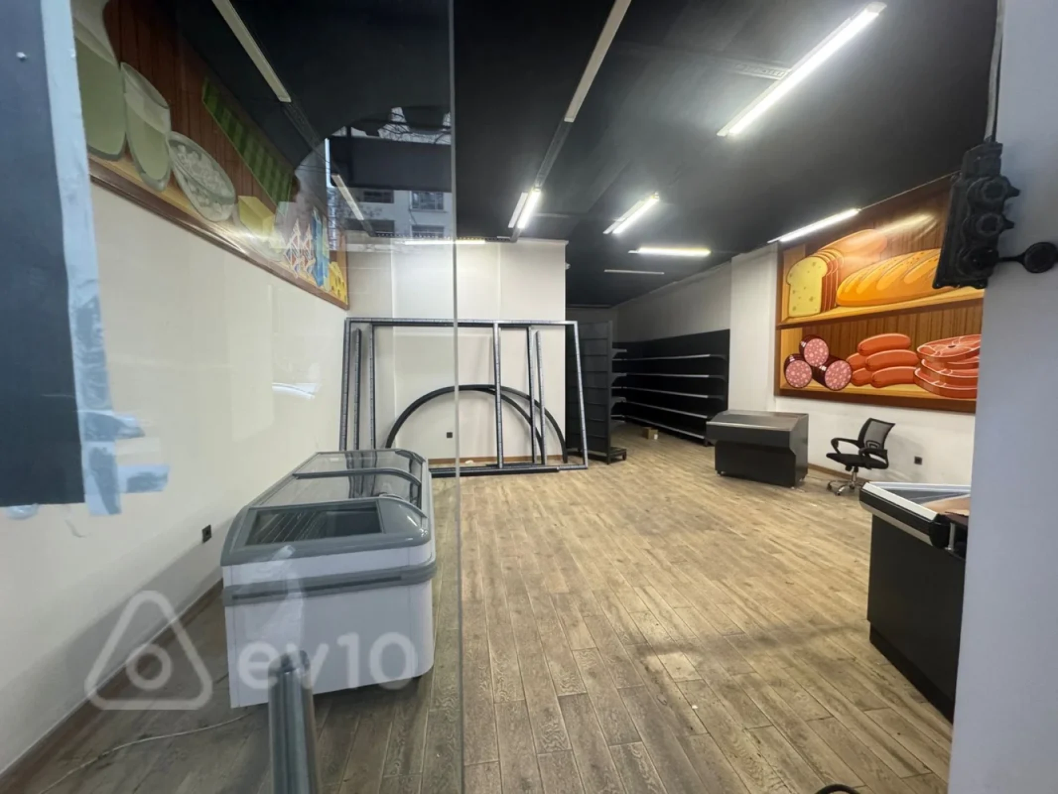 Satılır mənzil 100 m²