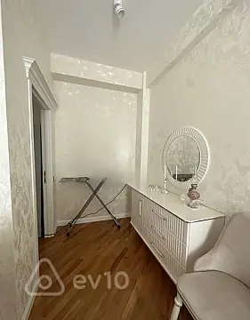 Satılır 2 otaqlı yeni tikili 72 m²