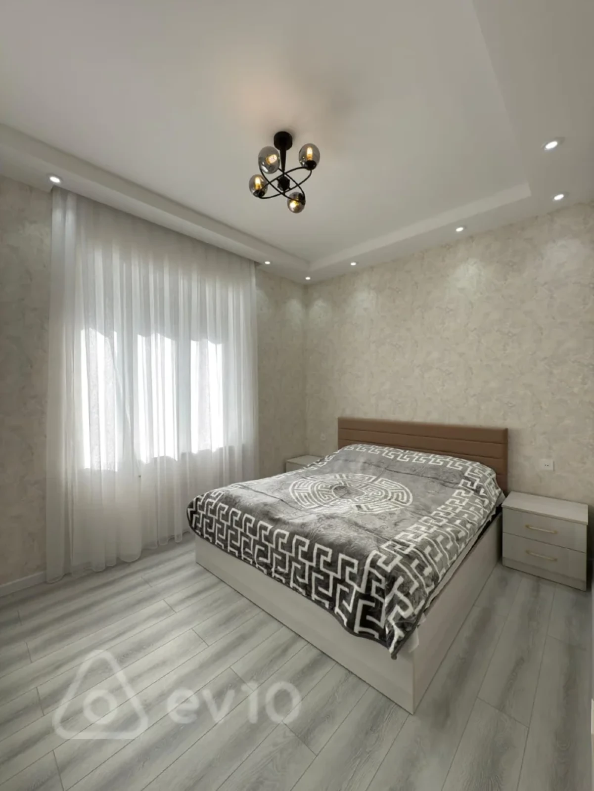 Satılır 5 otaqlı həyət evi 140 m²