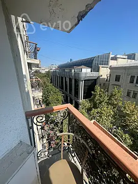 Kirayə verilir 2 otaqlı köhnə tikili 65 m²