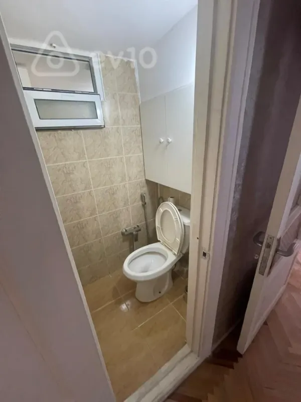 Kirayə verilir 2 otaqlı köhnə tikili 65 m²