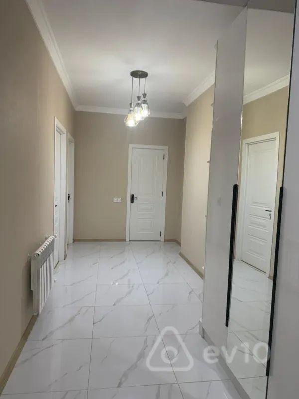 Kirayə verilir 3 otaqlı yeni tikili 80 m²