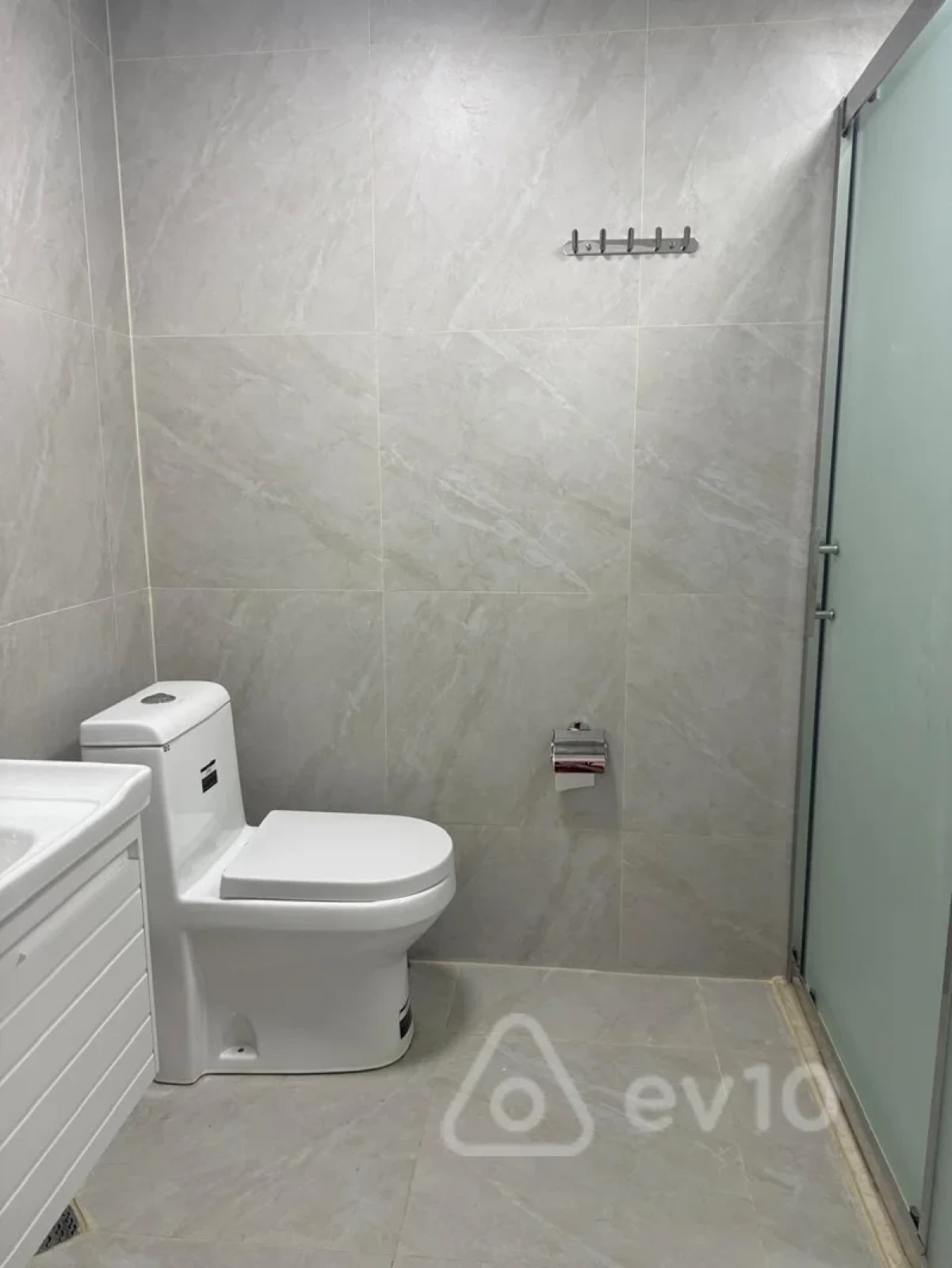Kirayə verilir 3 otaqlı yeni tikili 80 m²