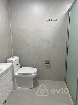 Kirayə verilir 3 otaqlı yeni tikili 80 m²