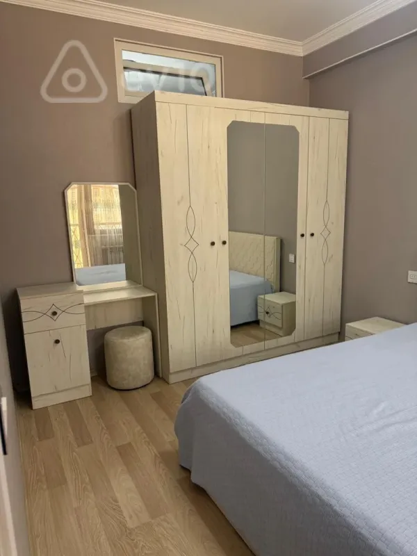 Kirayə verilir 3 otaqlı yeni tikili 80 m²