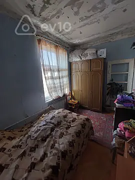 Satılır 2 otaqlı köhnə tikili 40 m²
