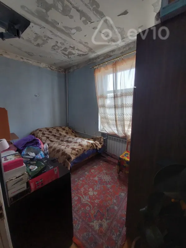 Satılır 2 otaqlı köhnə tikili 40 m²