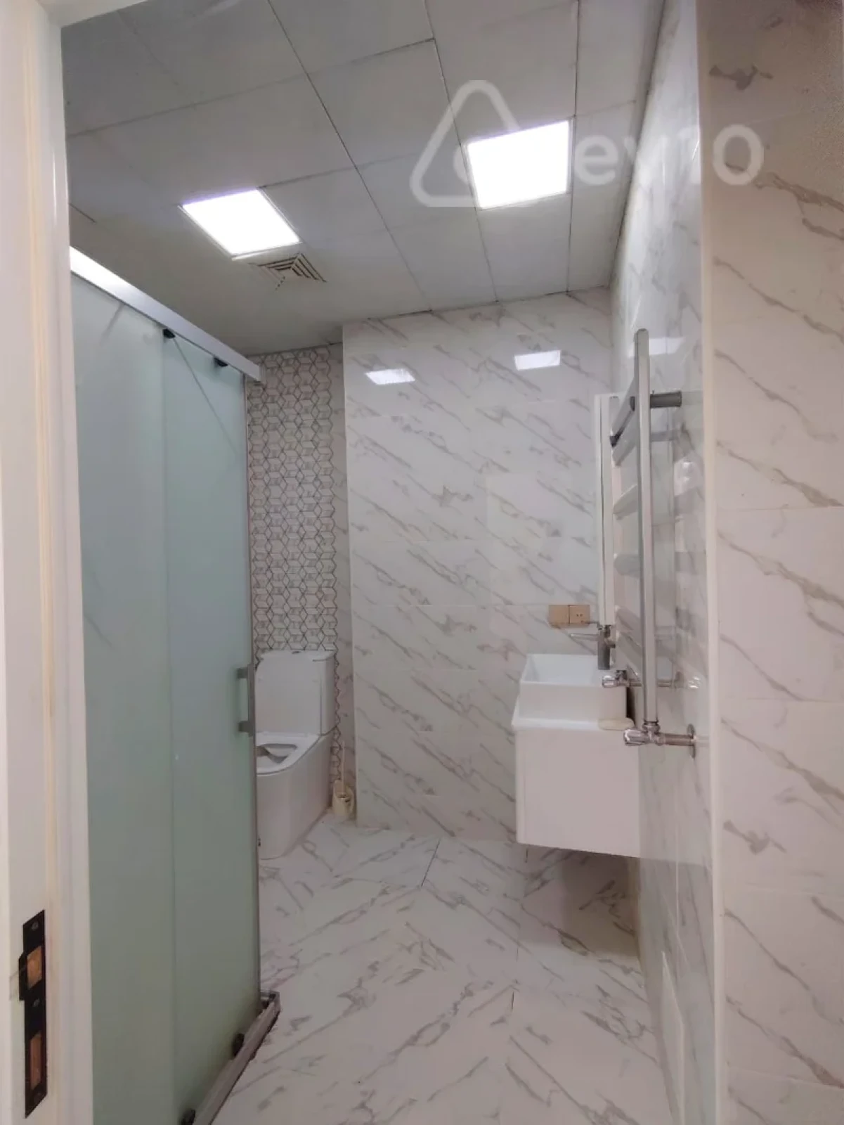 Kirayə verilir 3 otaqlı yeni tikili 105 m²