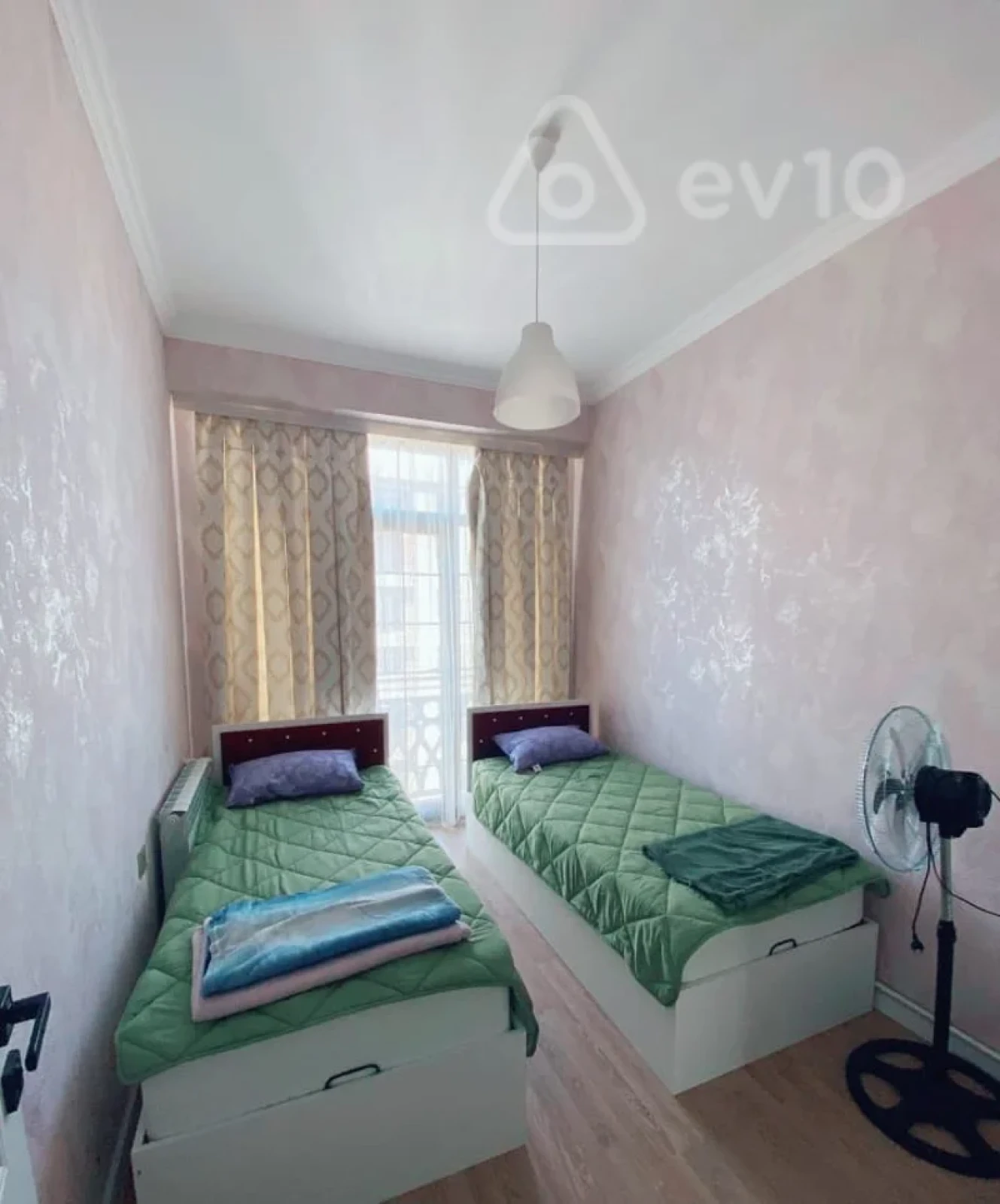 Kirayə verilir 3 otaqlı yeni tikili 105 m²