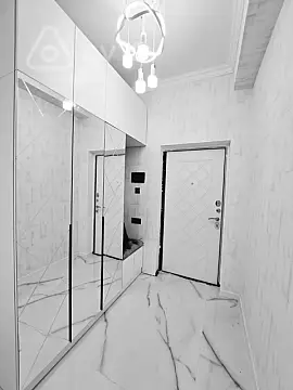 Kirayə verilir 3 otaqlı yeni tikili 105 m²