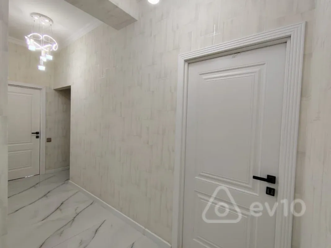 Kirayə verilir 3 otaqlı yeni tikili 105 m²