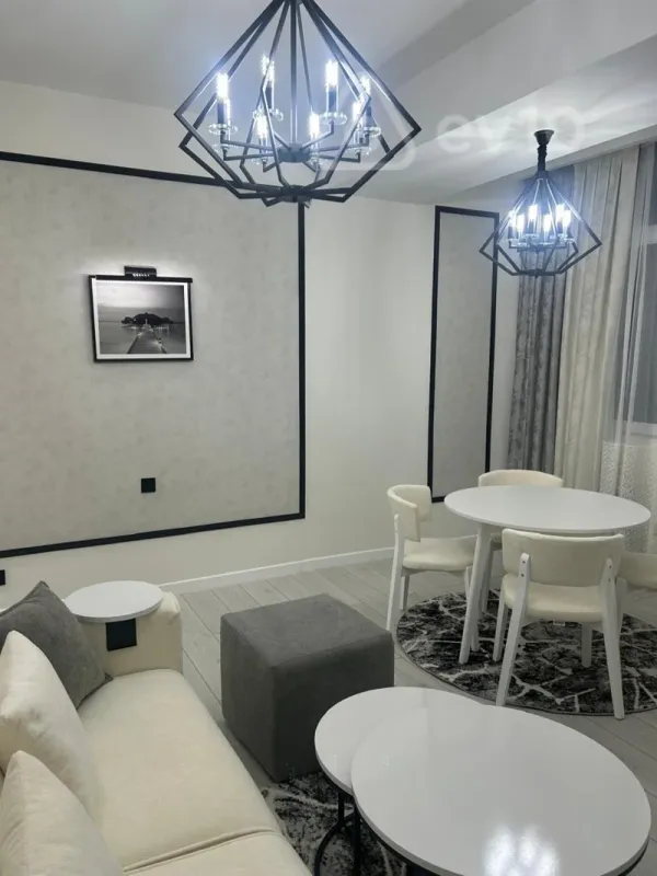 Satılır 2 otaqlı yeni tikili 60 m²
