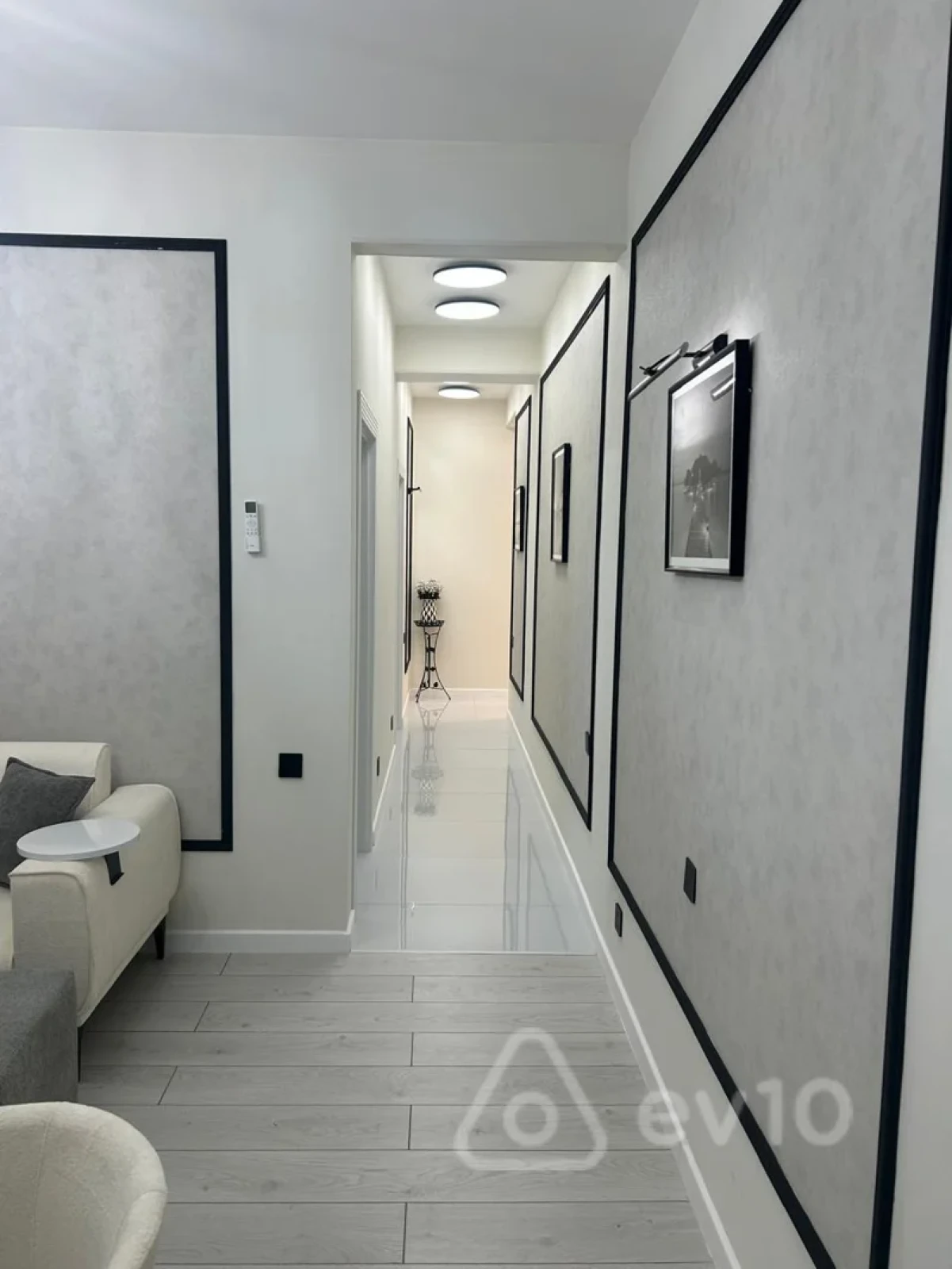 Satılır 2 otaqlı yeni tikili 60 m²