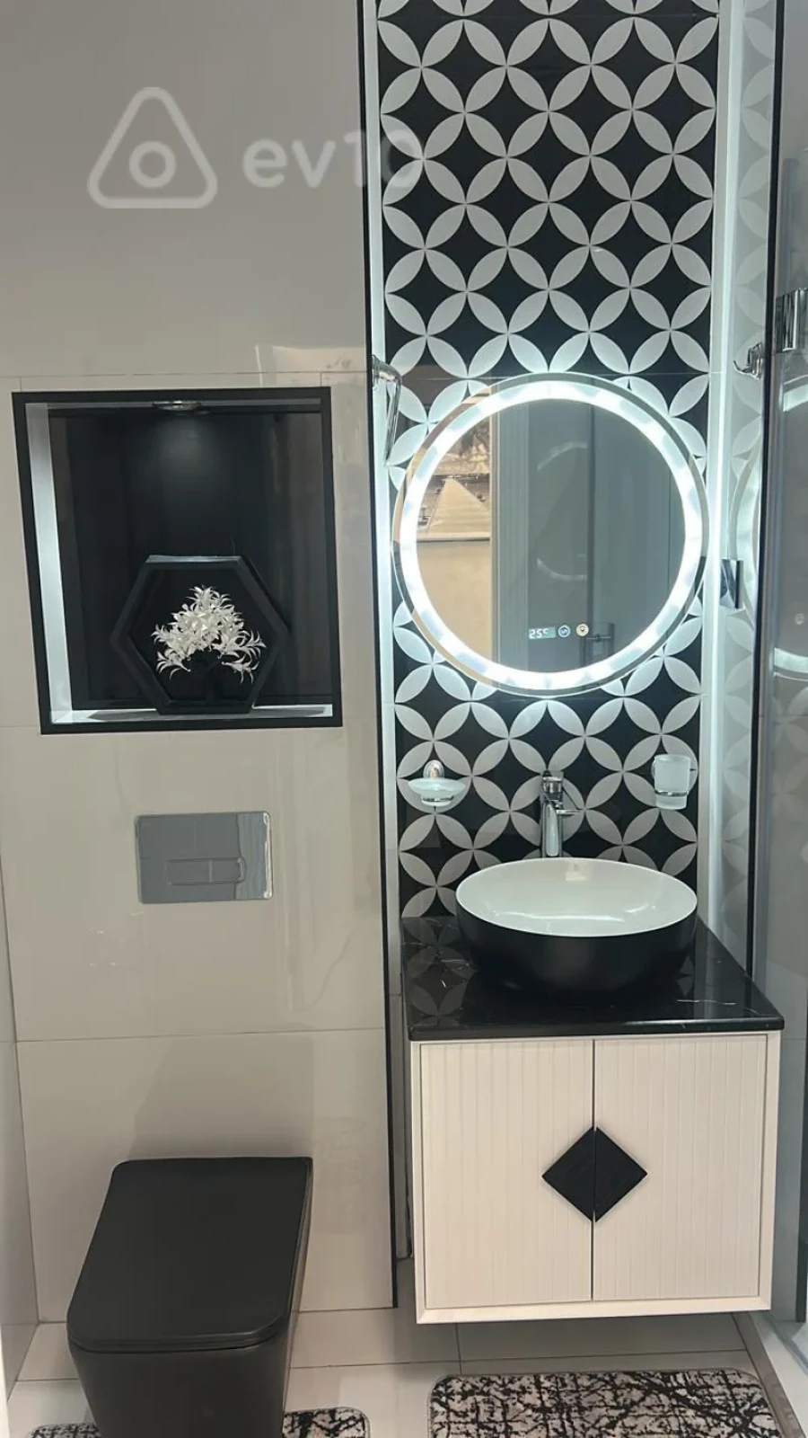 Satılır 2 otaqlı yeni tikili 60 m²