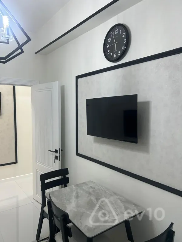 Satılır 2 otaqlı yeni tikili 60 m²