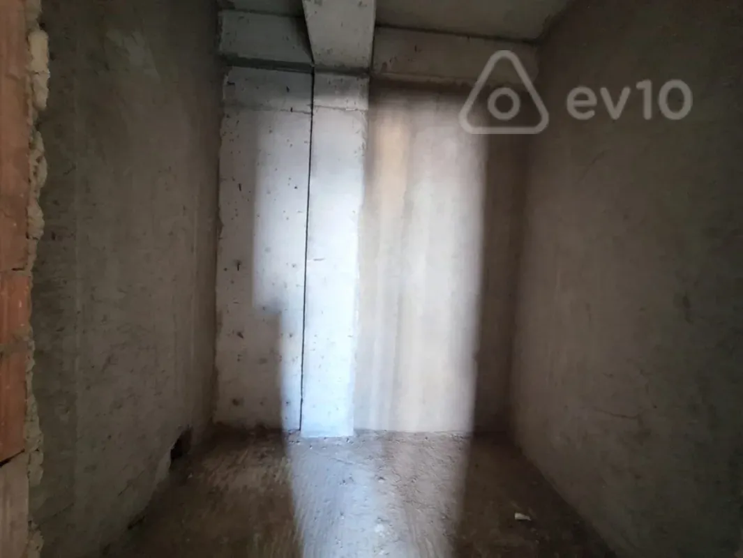 Satılır 3 otaqlı yeni tikili 110 m²